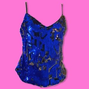 Striking v cut cami top.